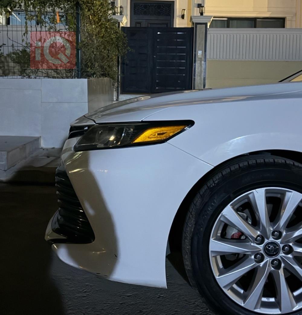 تۆیۆتا کامری